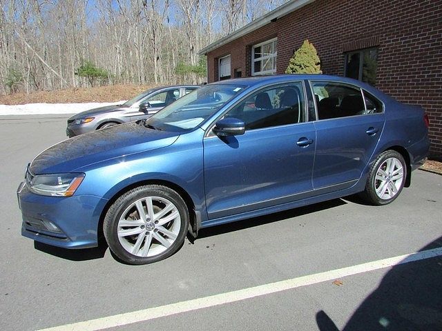 2017 VOLKSWAGEN Jetta