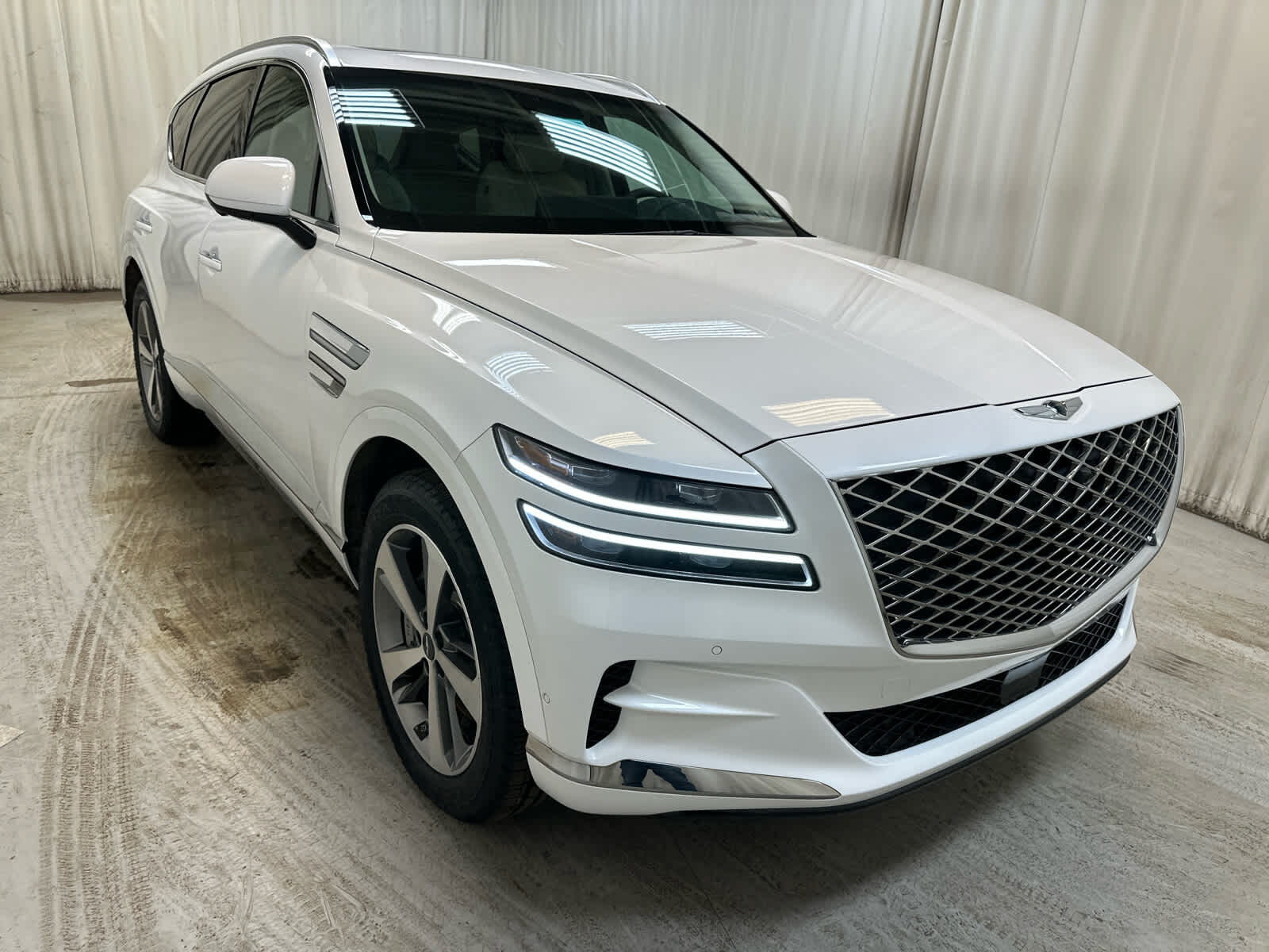 2024 GENESIS GV80