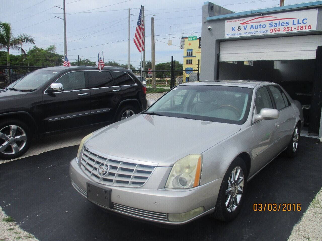 2006 CADILLAC DTS