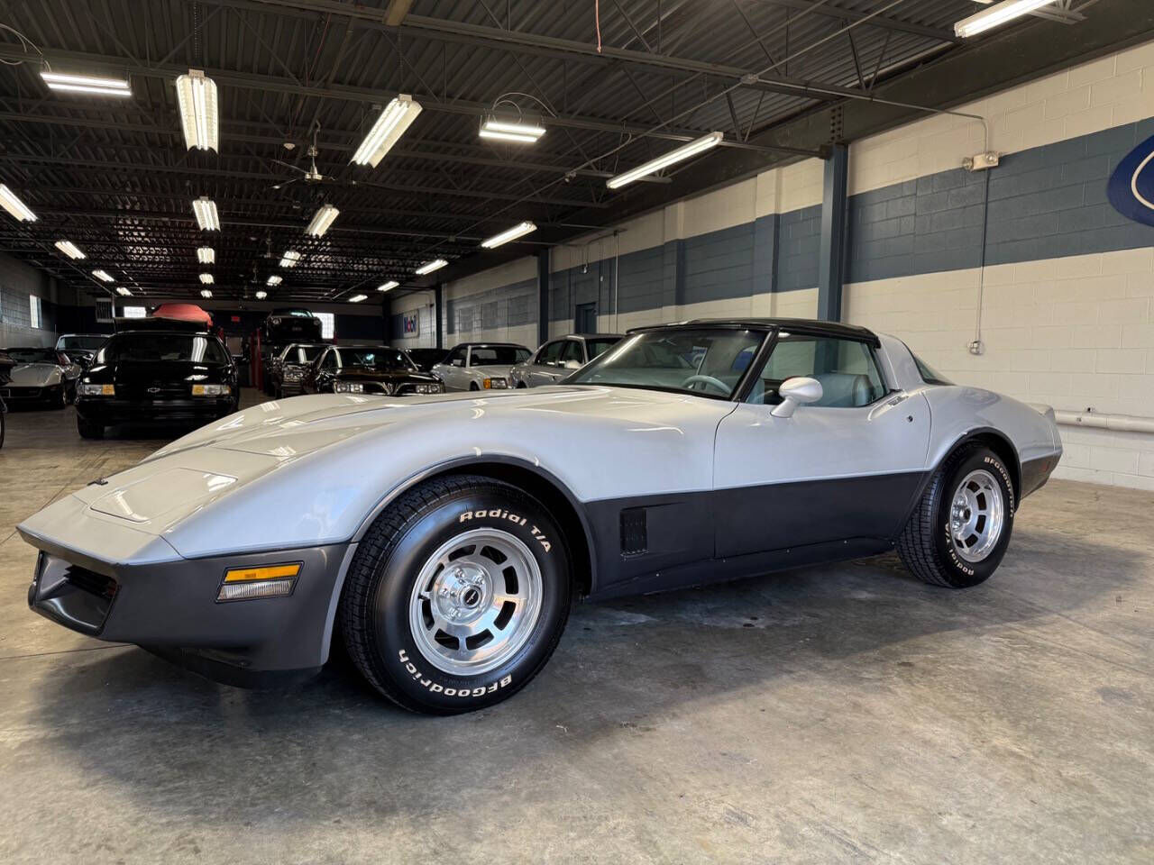 1981 CHEVROLET Corvette