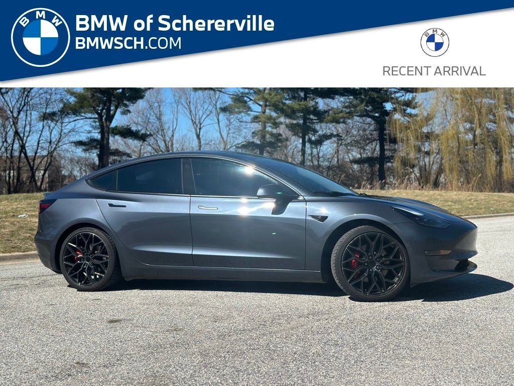 2022 TESLA Model 3