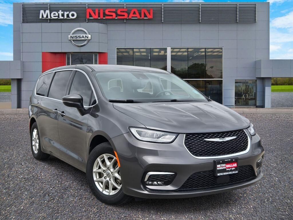 2023 CHRYSLER Pacifica