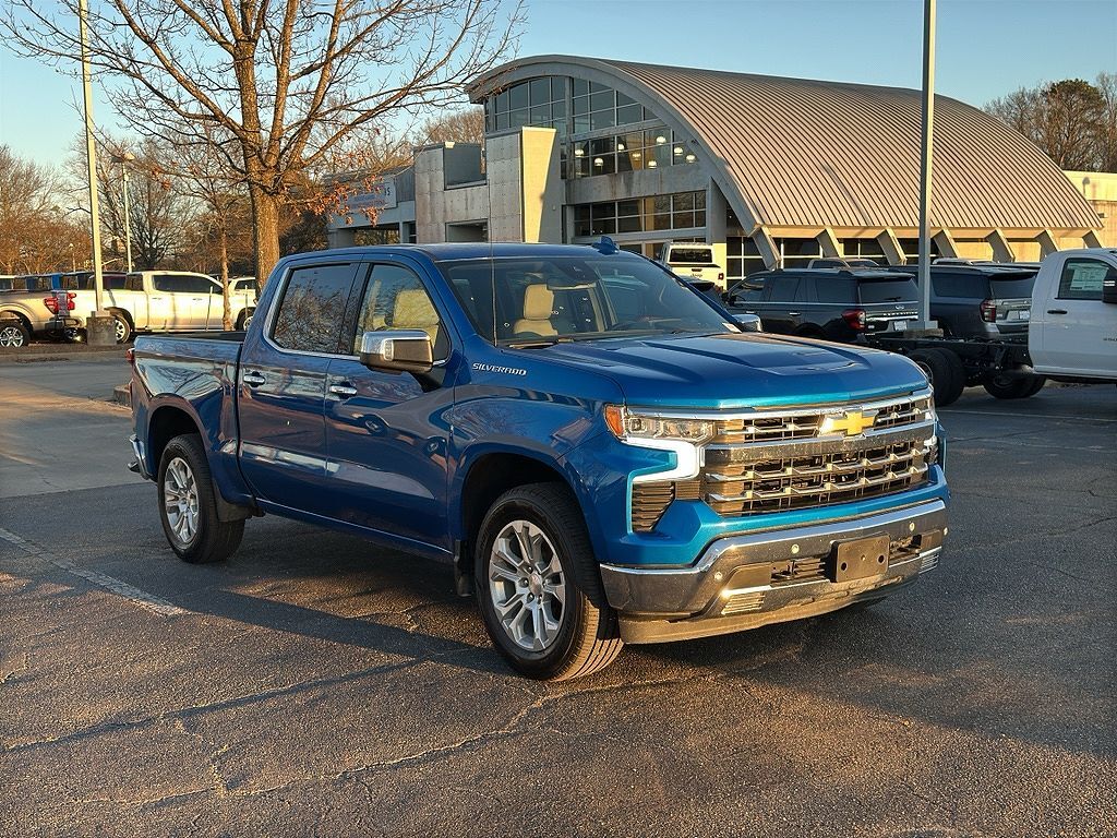 2023 CHEVROLET Silverado