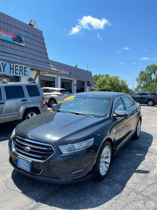2013 FORD Taurus