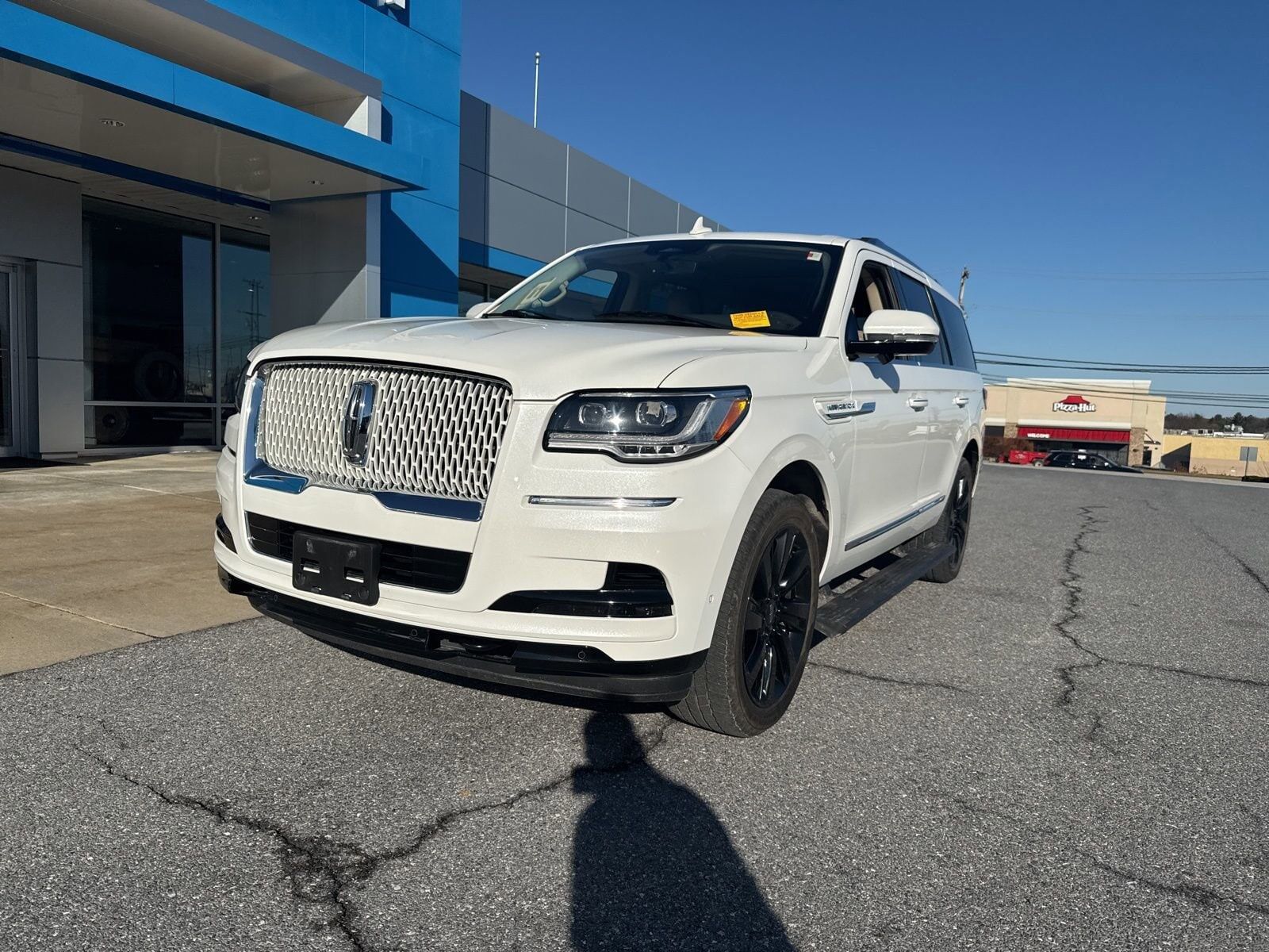2022 LINCOLN Navigator