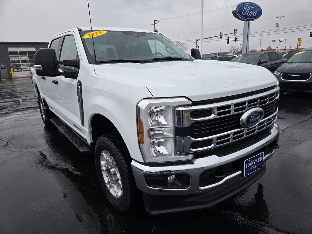 2025 FORD F-250
