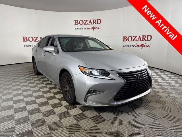 2016 LEXUS ES