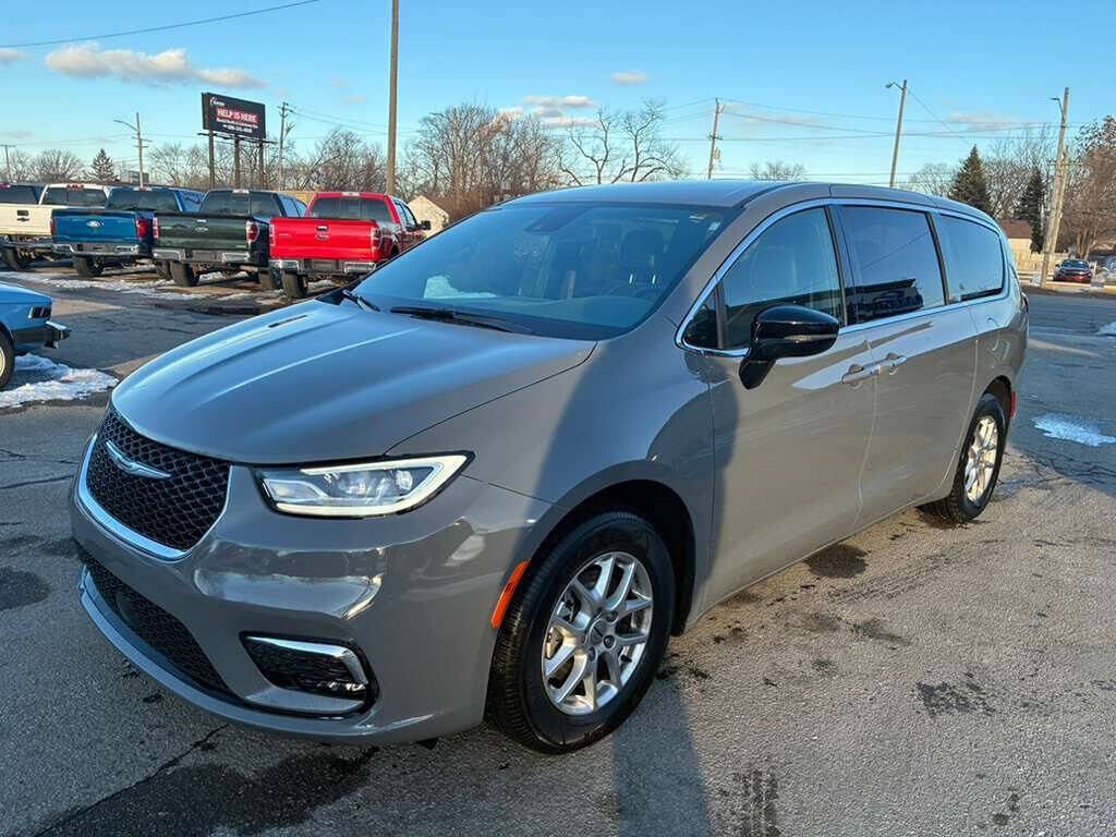 2025 CHRYSLER Pacifica