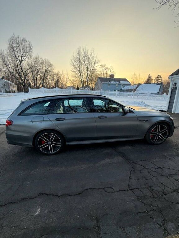 2019 MERCEDES-BENZ E-Class