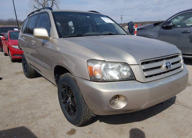 2004 TOYOTA Highlander