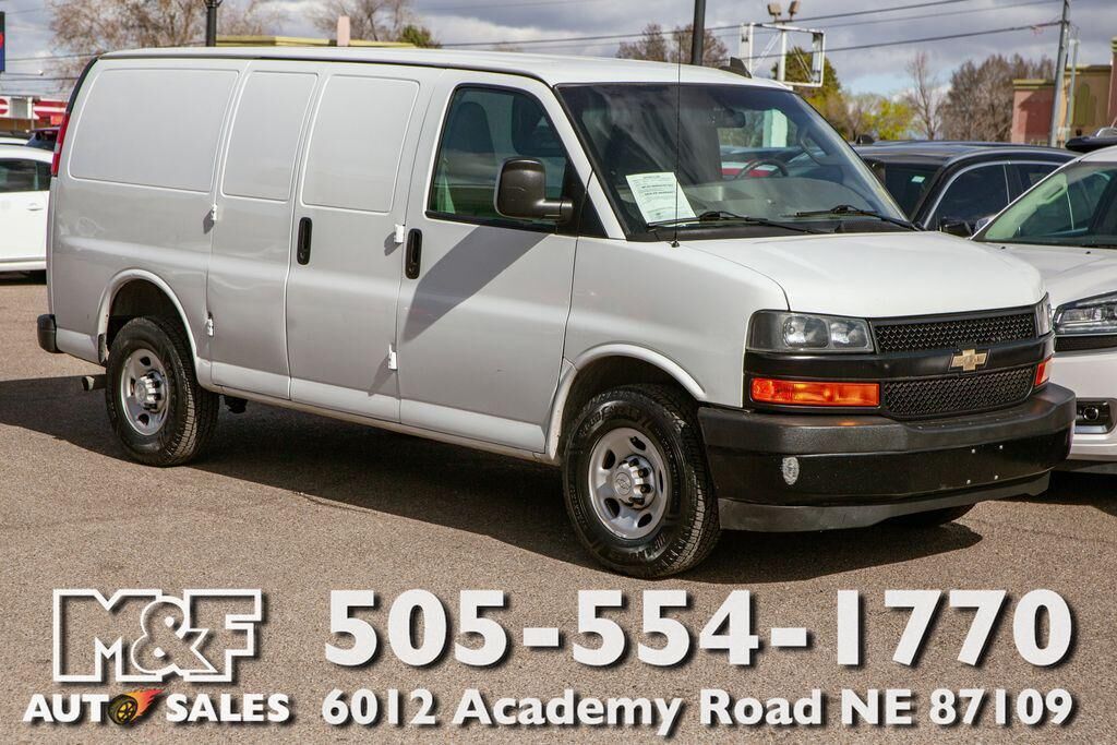 2018 CHEVROLET Express