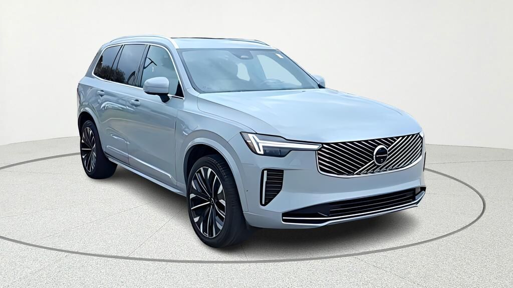 2025 VOLVO XC90