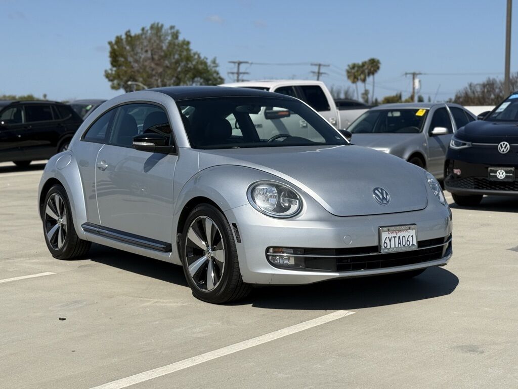 2012 VOLKSWAGEN Beetle