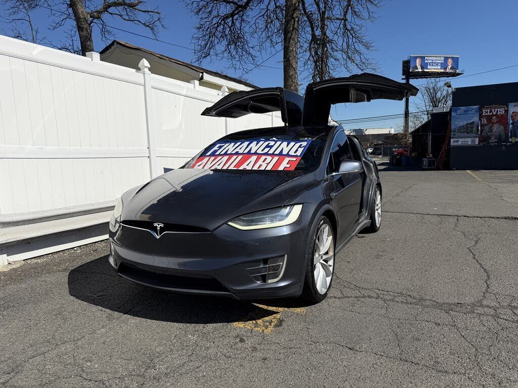 2017 TESLA Model X
