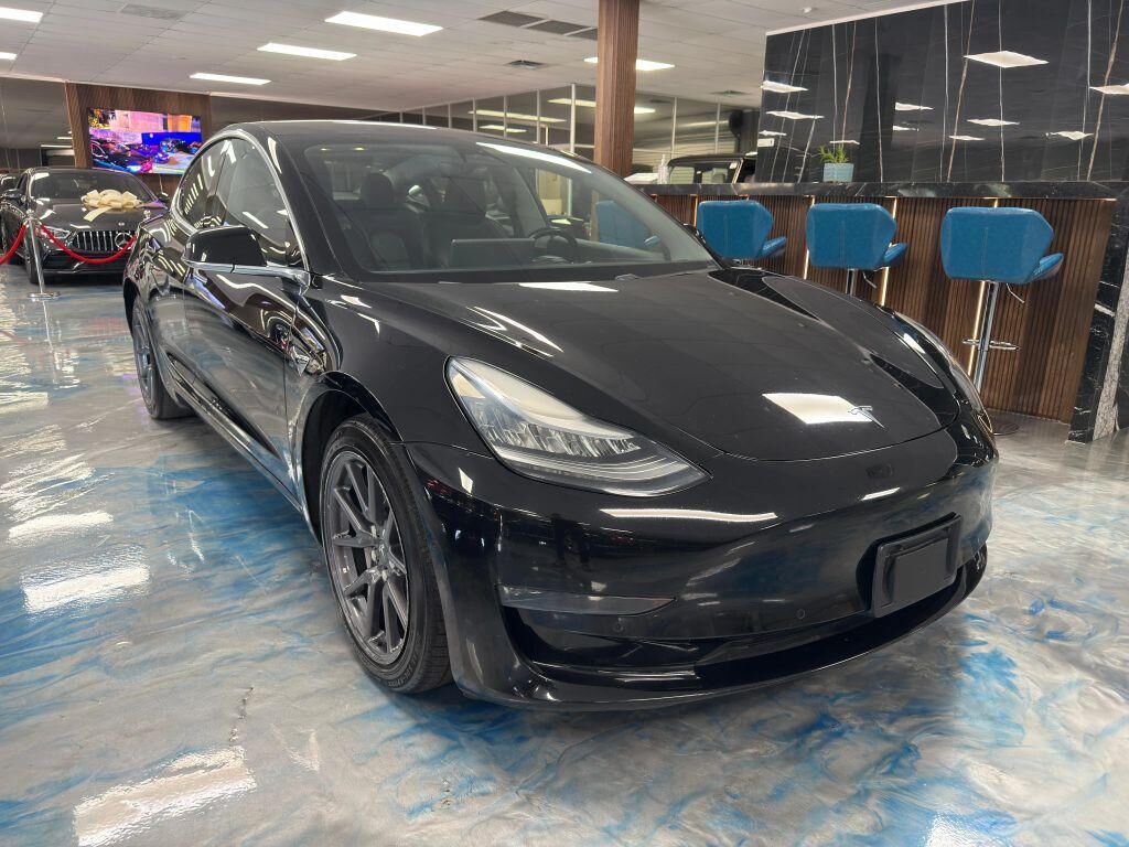 2018 TESLA Model 3