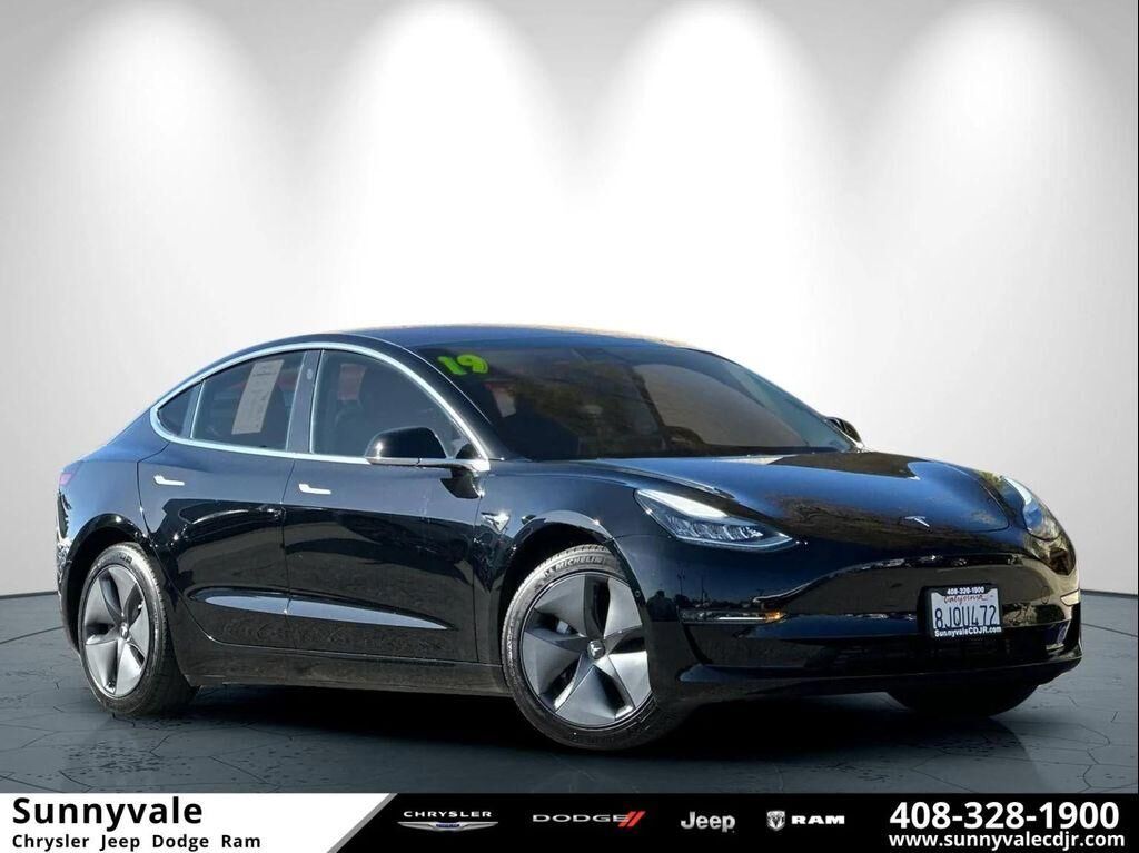 2019 TESLA Model 3