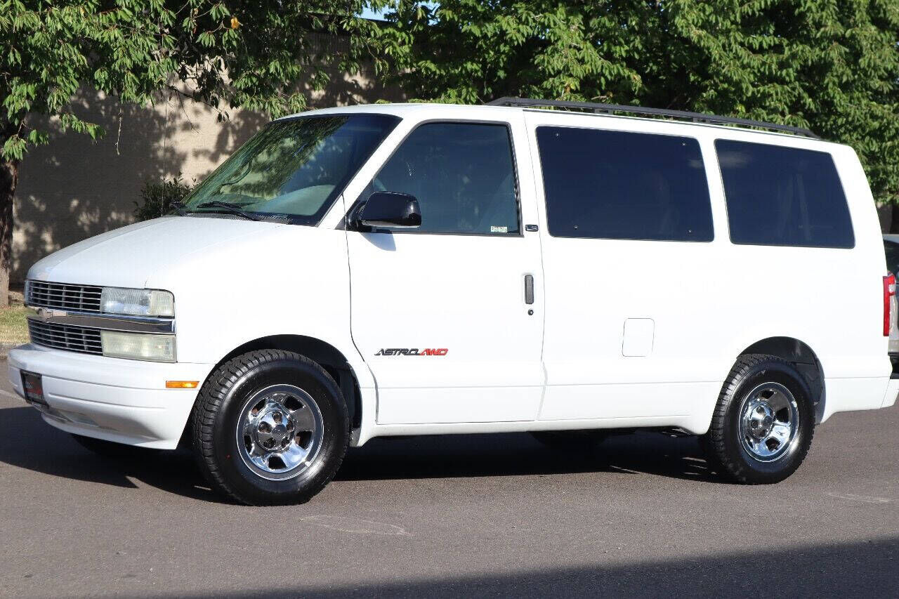 2002 CHEVROLET Astro Van