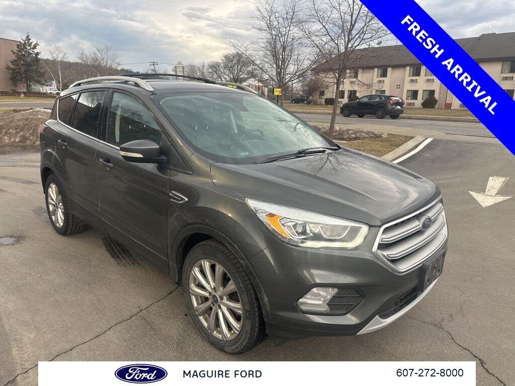 2017 FORD Escape