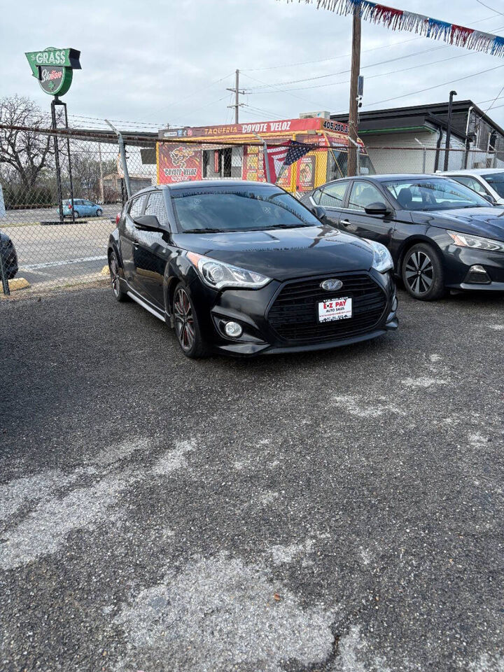 2016 HYUNDAI Veloster