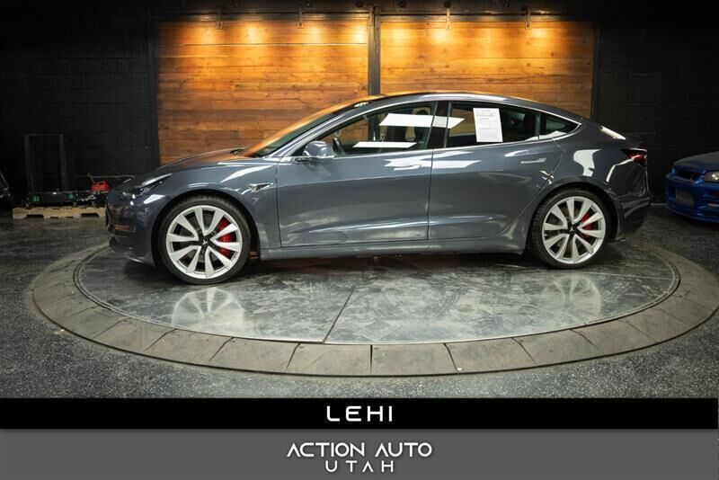 2019 TESLA Model 3