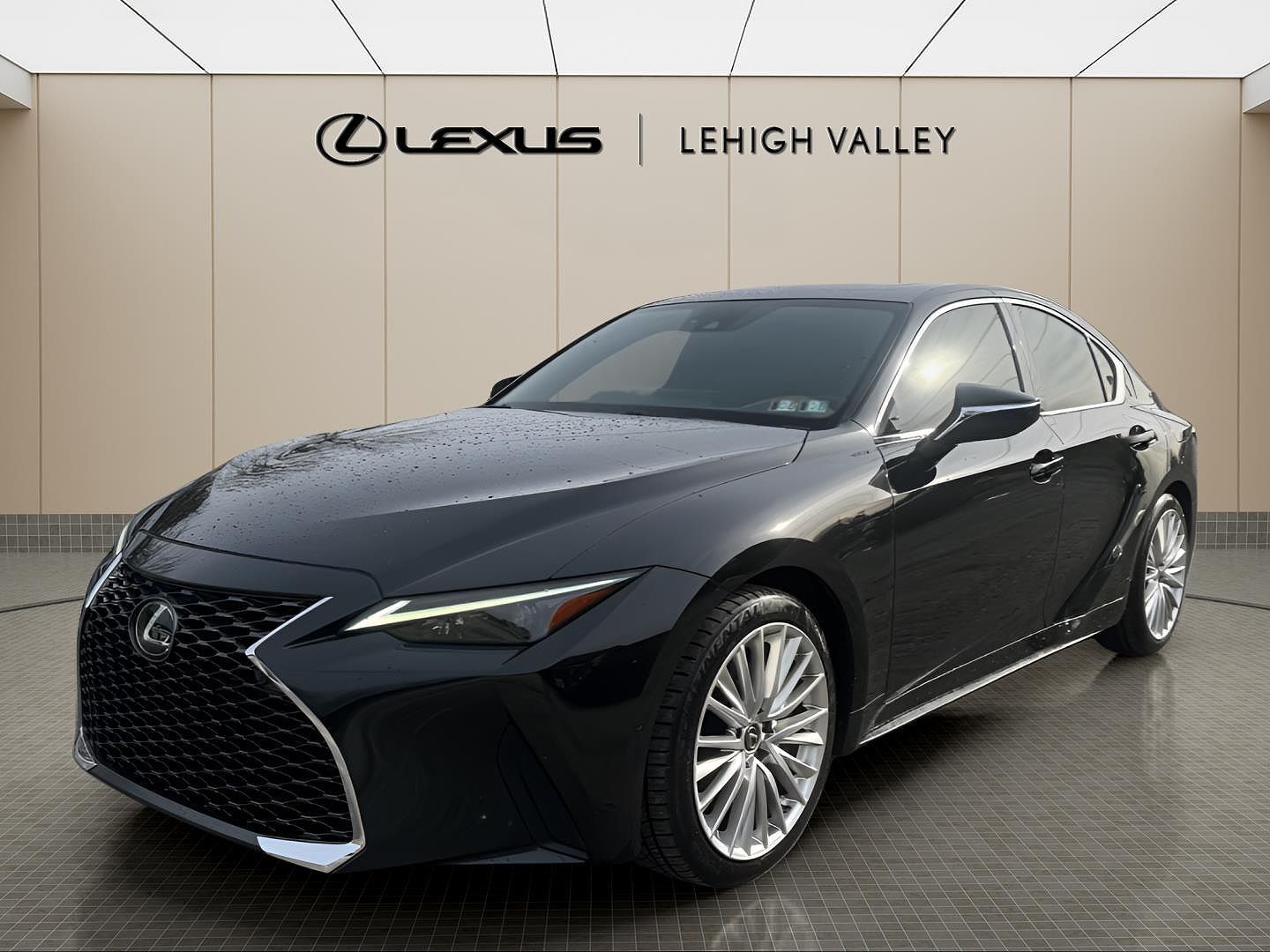 2023 LEXUS IS