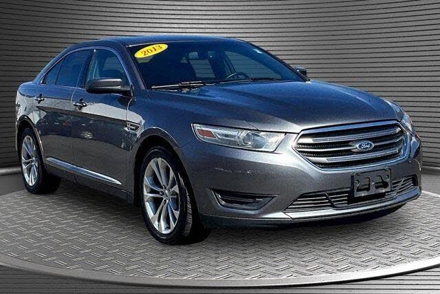 2013 FORD Taurus