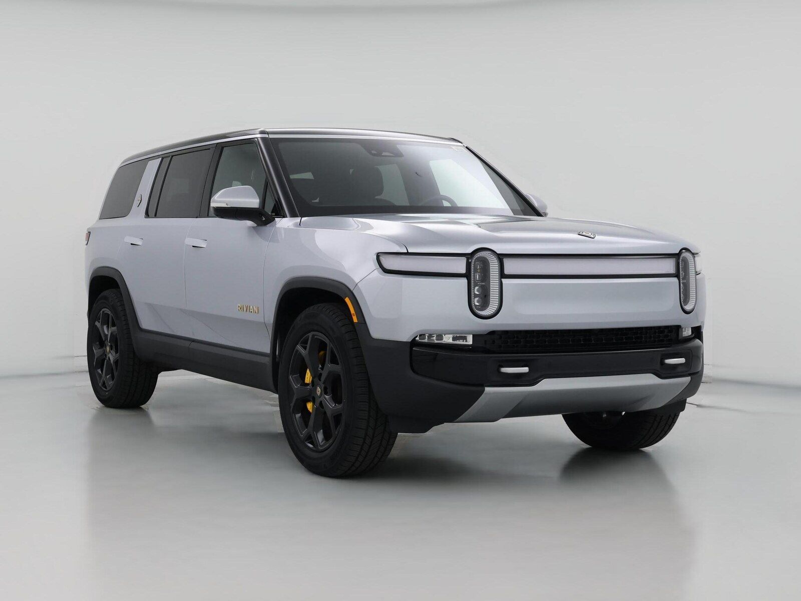 2024 RIVIAN R1S