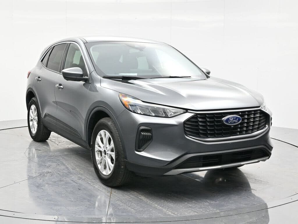 2023 FORD Escape