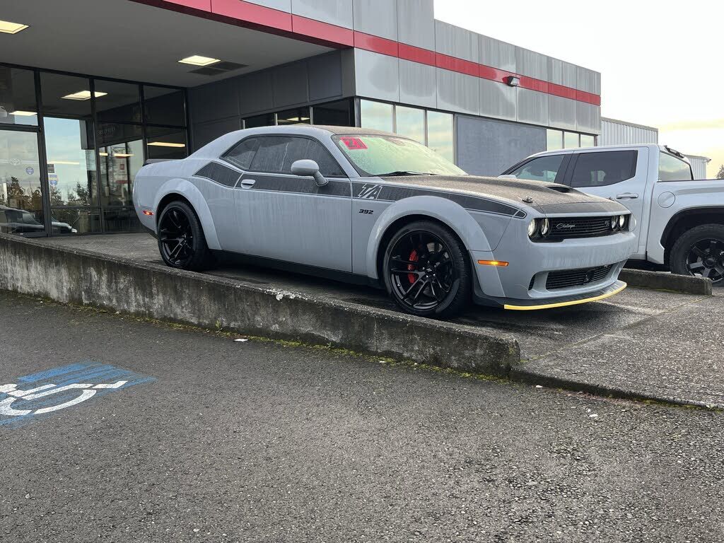2021 DODGE Challenger