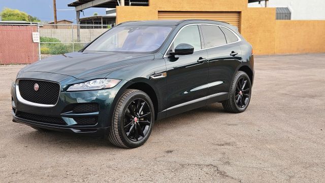 2017 JAGUAR F-Pace