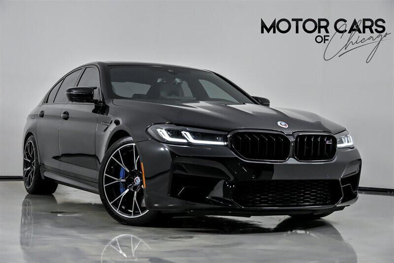 2023 BMW M5