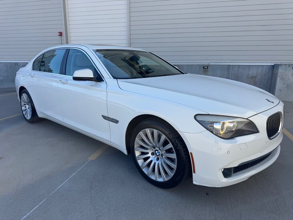 2012 BMW 7 Series