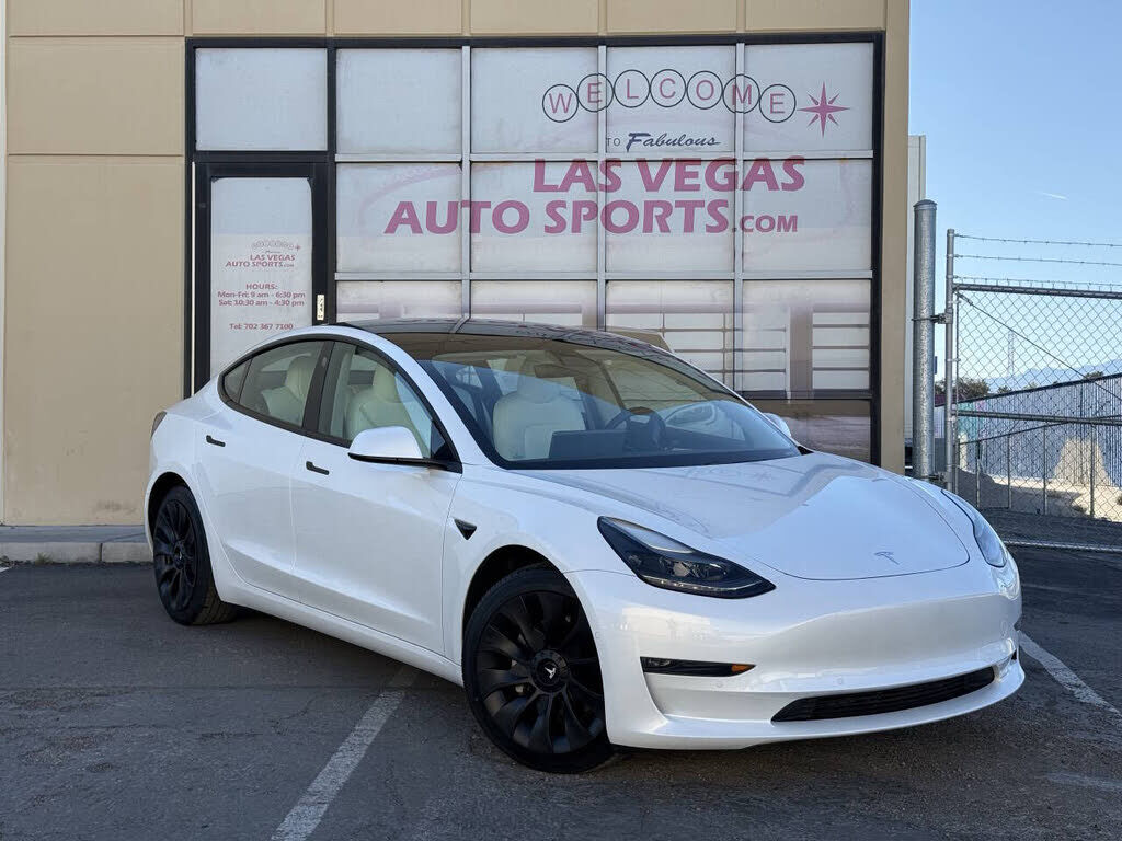 2021 TESLA Model 3