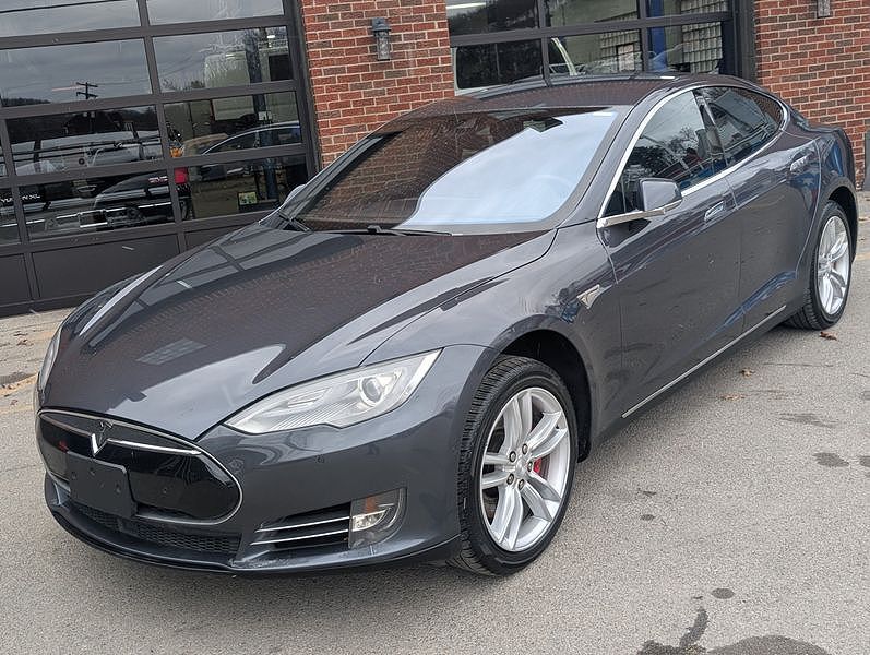2014 TESLA Model S