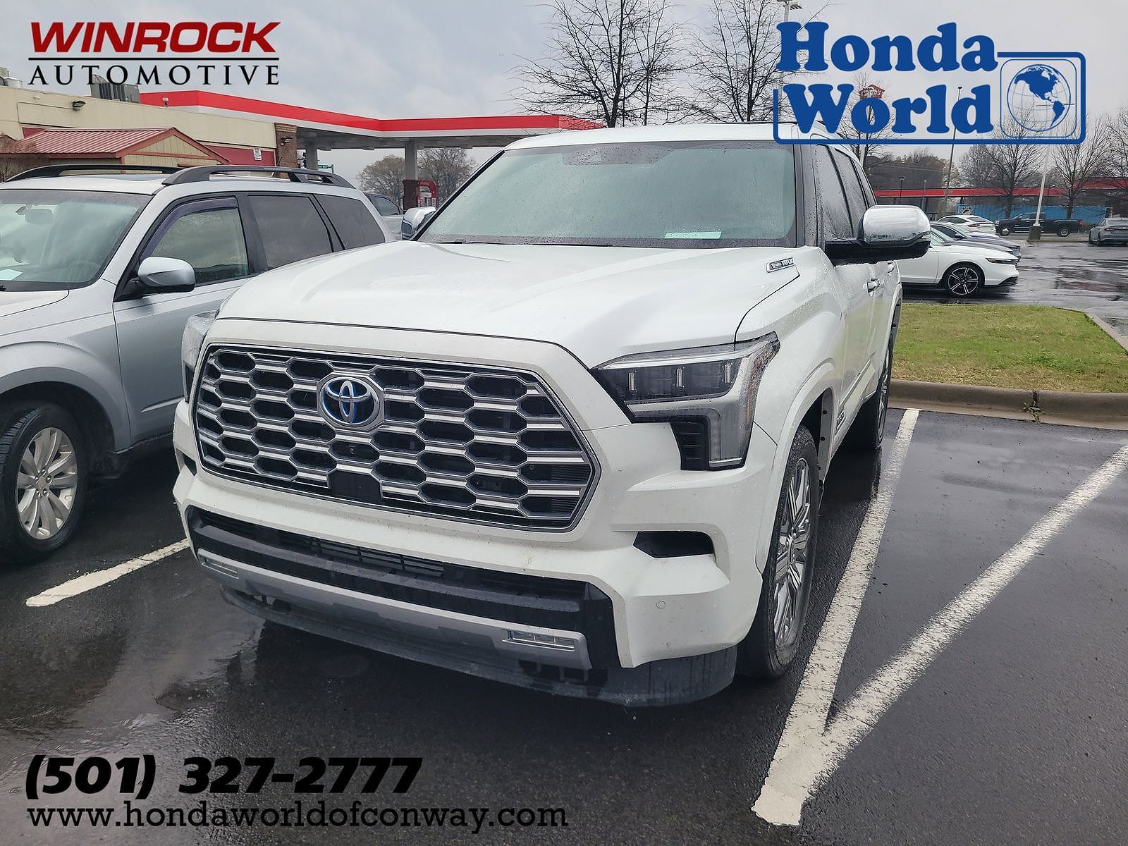 2024 TOYOTA Sequoia