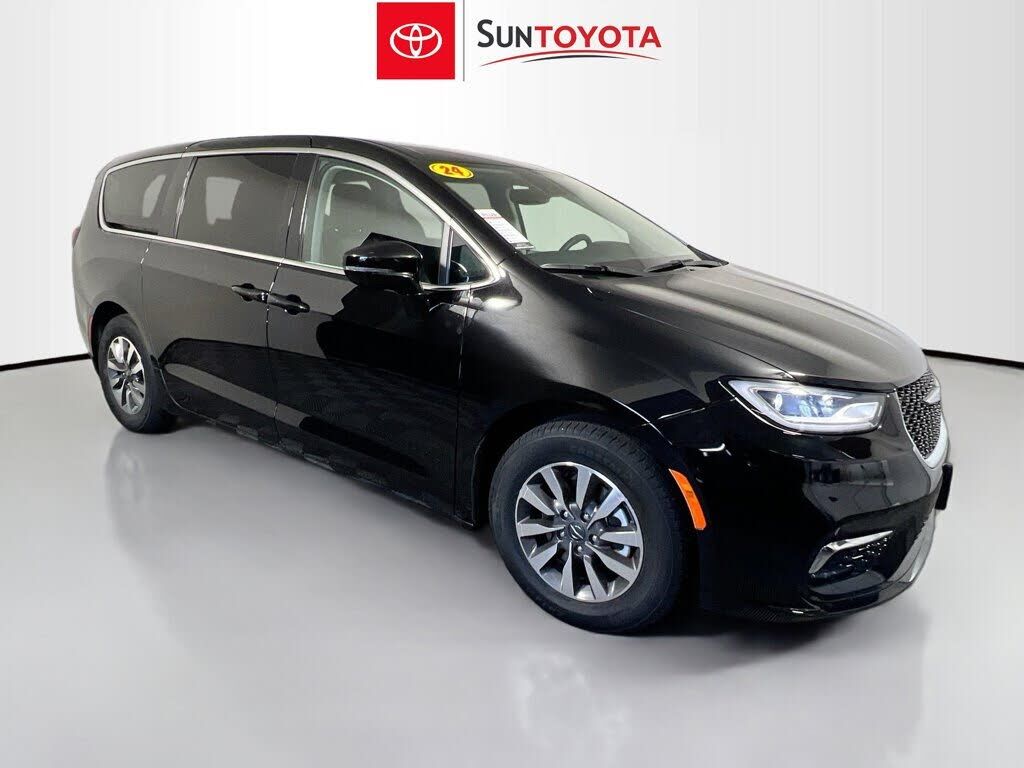 2024 CHRYSLER Pacifica