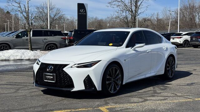 2024 LEXUS IS
