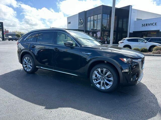 2026 MAZDA CX-90