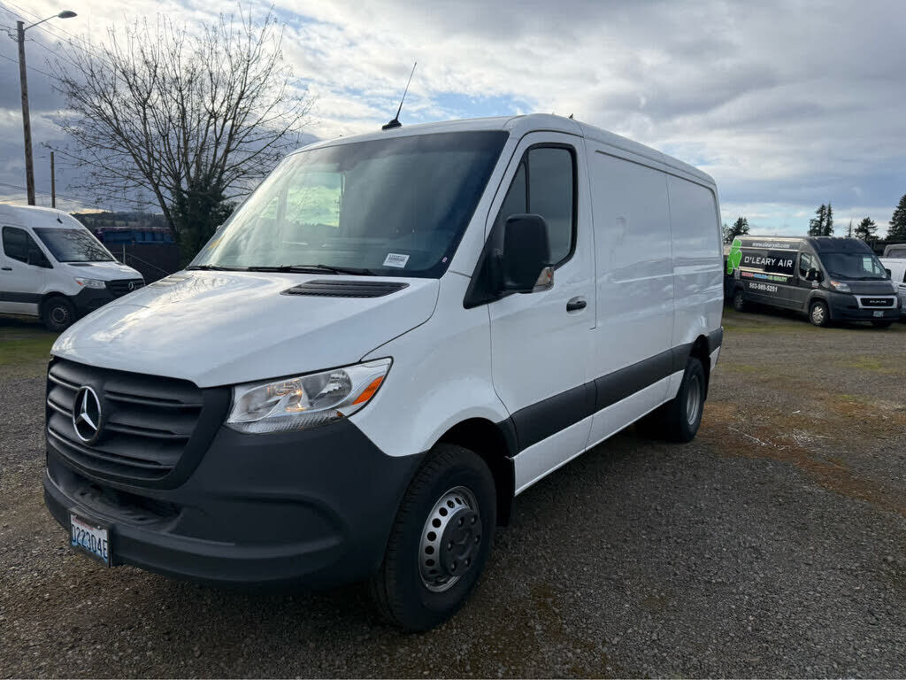 2024 MERCEDES-BENZ Sprinter