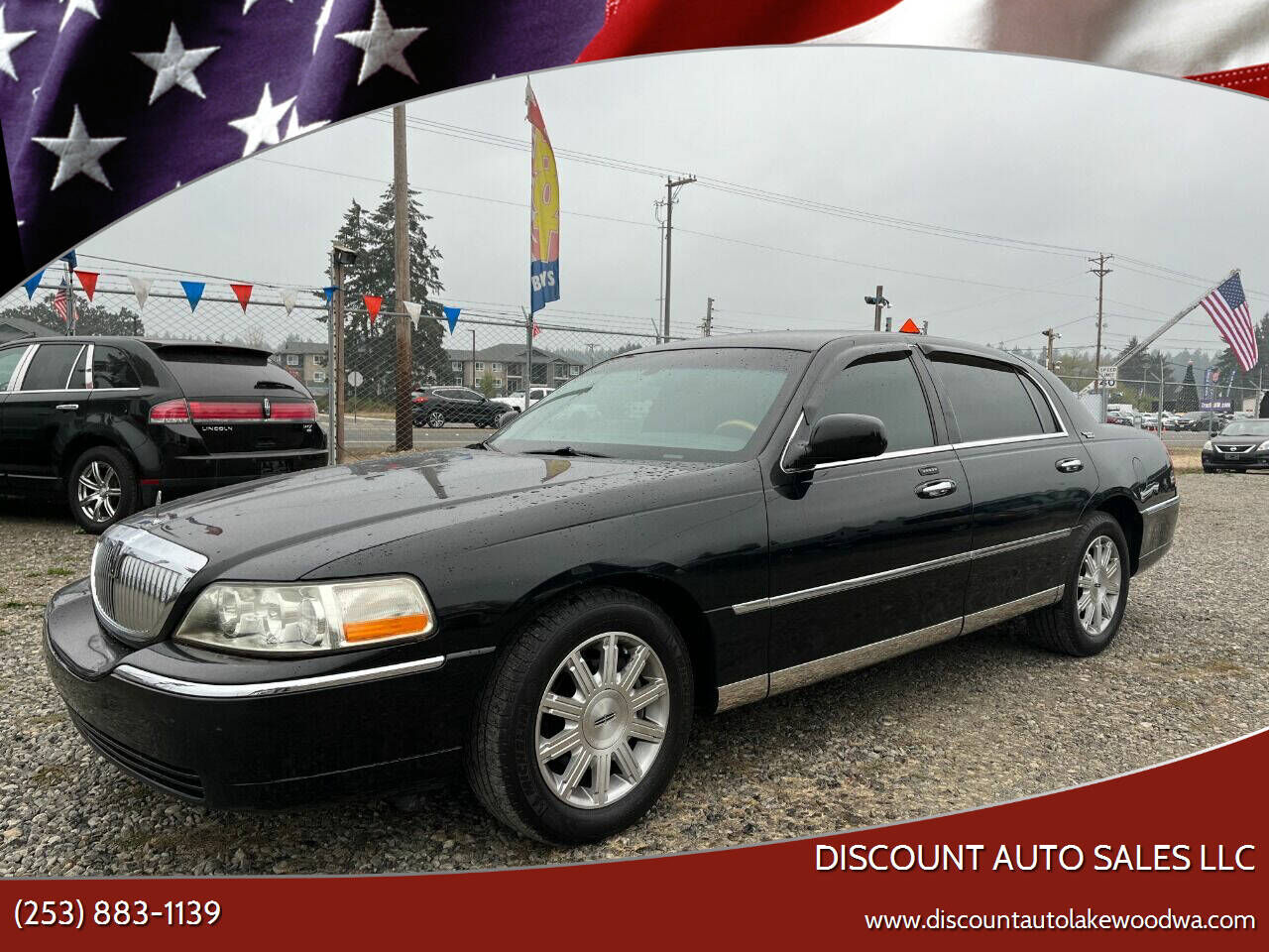 2011 LINCOLN Town Car