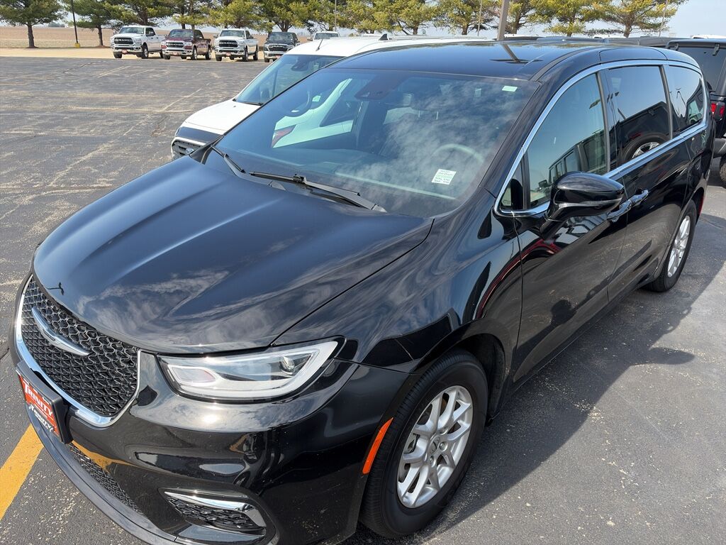 2025 CHRYSLER Pacifica