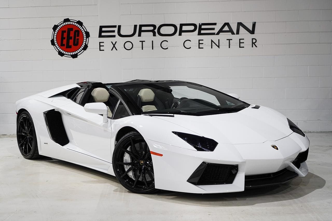 2014 LAMBORGHINI Aventador