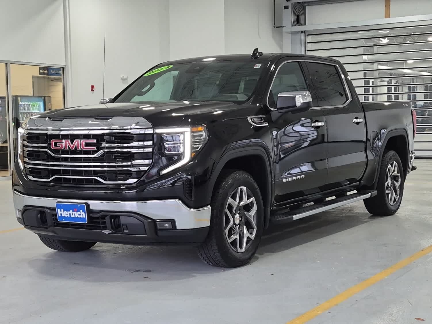 2023 GMC Sierra
