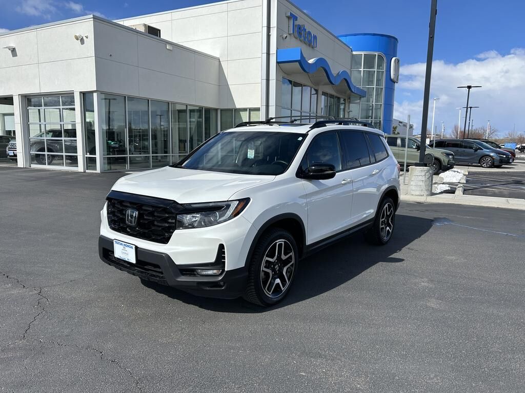 2023 HONDA Passport