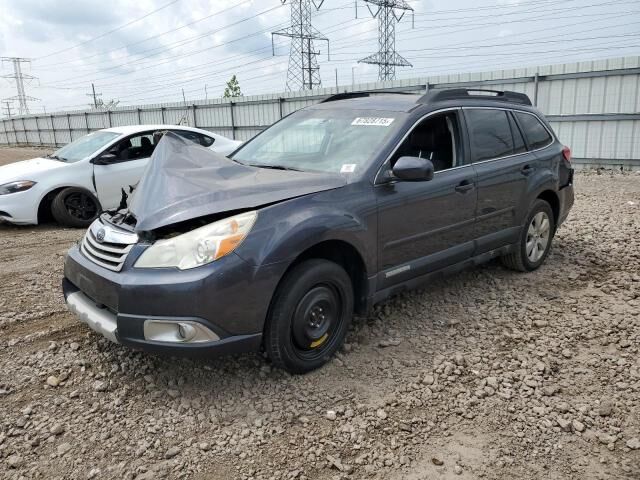 2012 SUBARU Outback