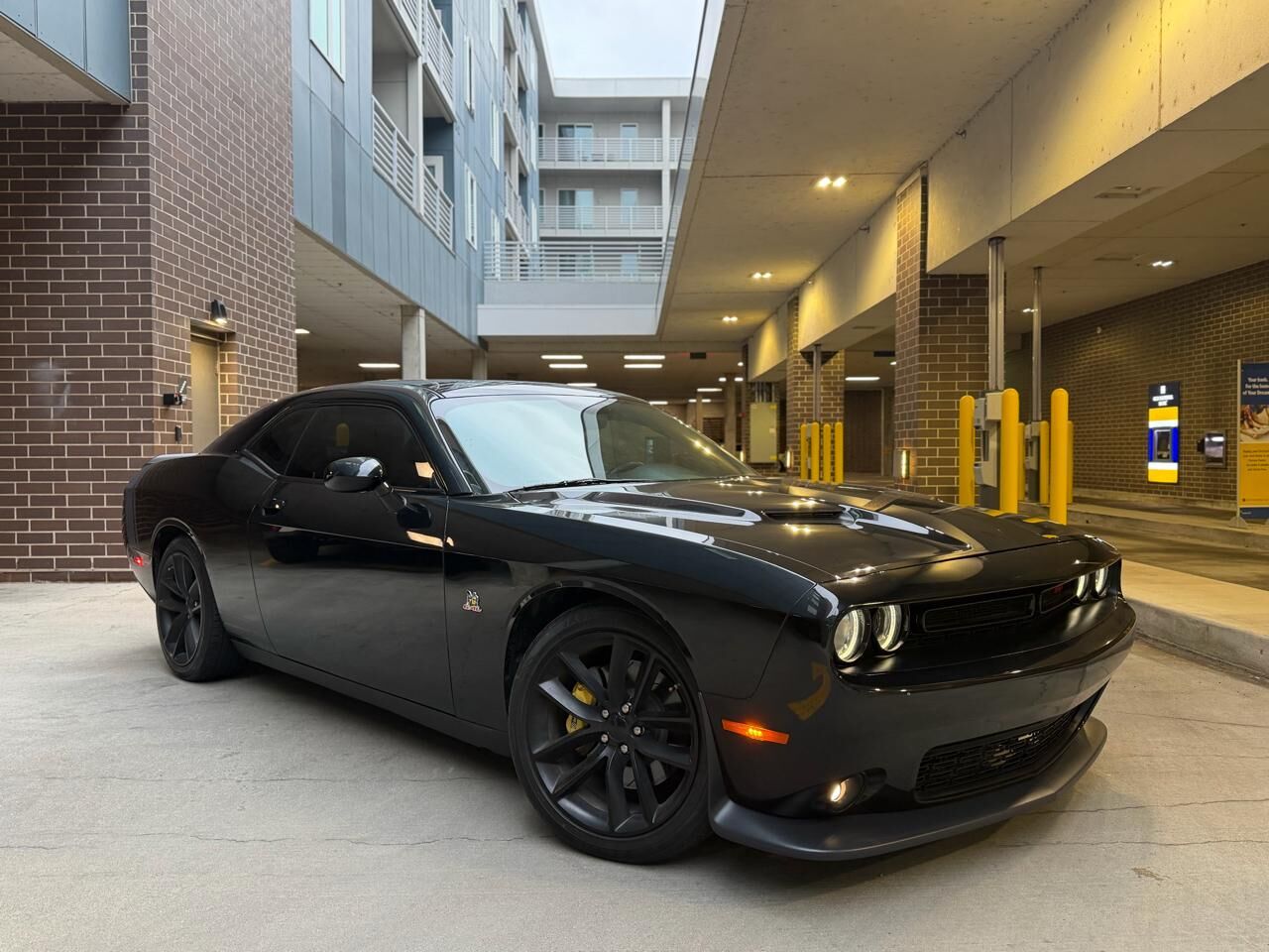 2016 DODGE Challenger