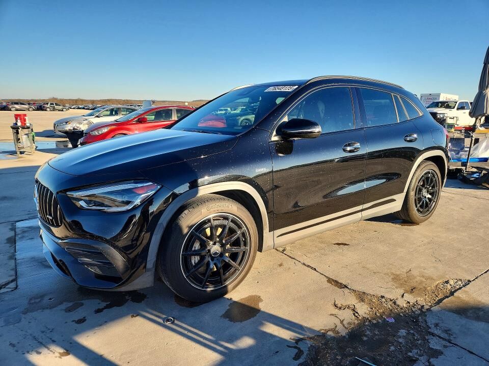 2023 MERCEDES-BENZ GLA-Class