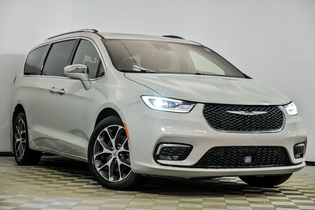 2021 CHRYSLER Pacifica
