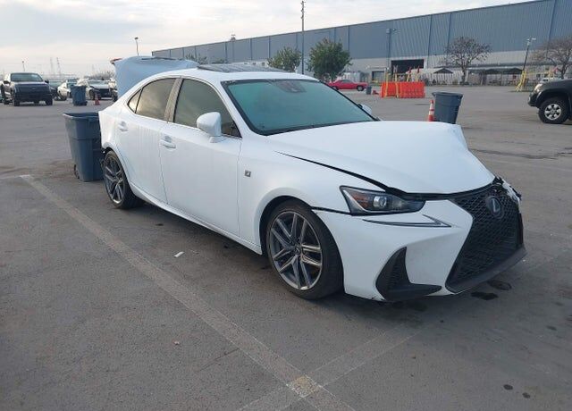2017 LEXUS IS
