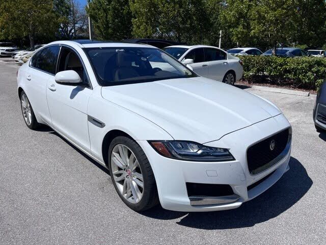 2016 JAGUAR XF